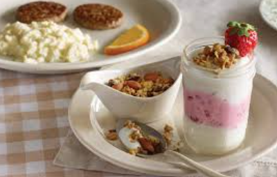 Fresh Fruit n’ Yogurt Parfait